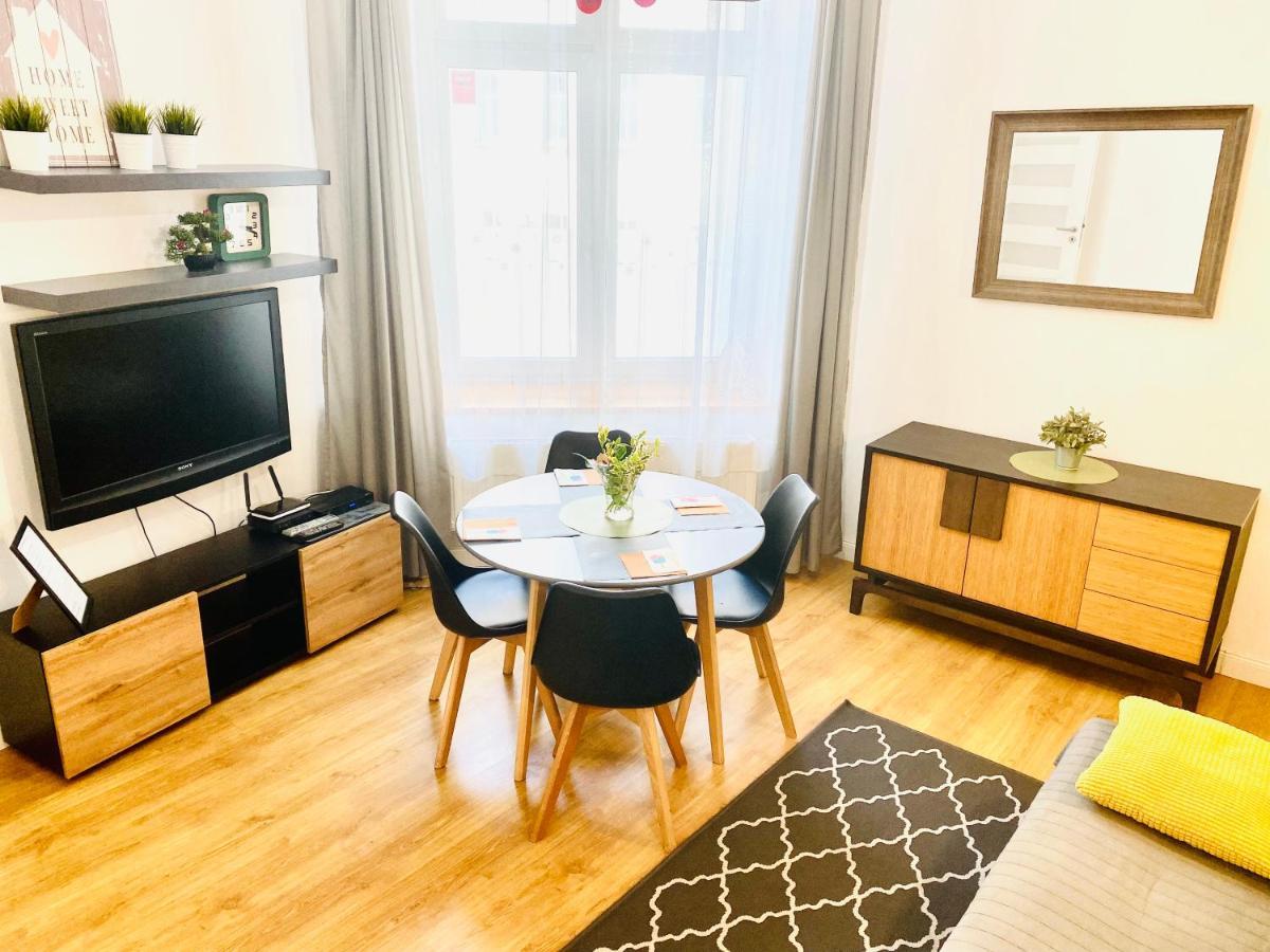 Apartament Centrum Poznań Exteriör bild