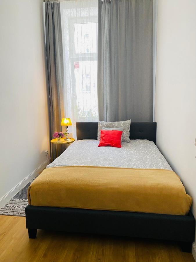 Apartament Centrum Poznań Exteriör bild